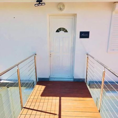 Appartement Le Marjulem à Terre-De-Haut Extérieur photo