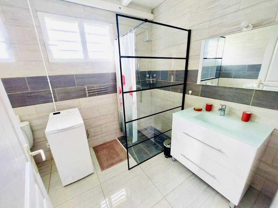 Appartement Le Marjulem à Terre-De-Haut Extérieur photo